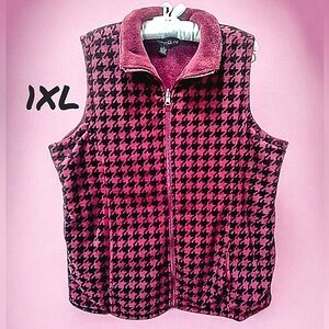Reversible 1XL Thick Fleece Burgundy & Black Vest w Outside Pockets